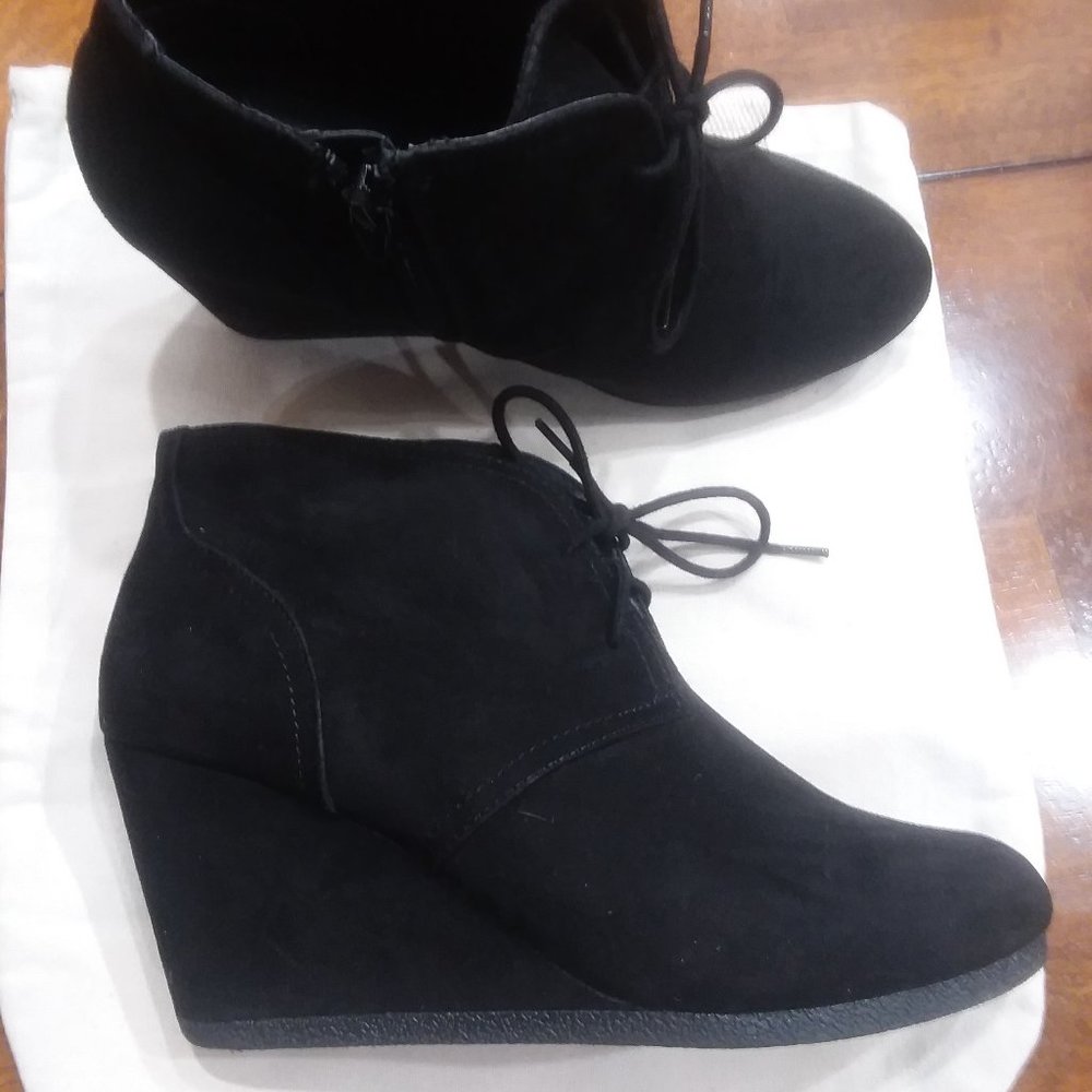 Black Wedge Heel Boot